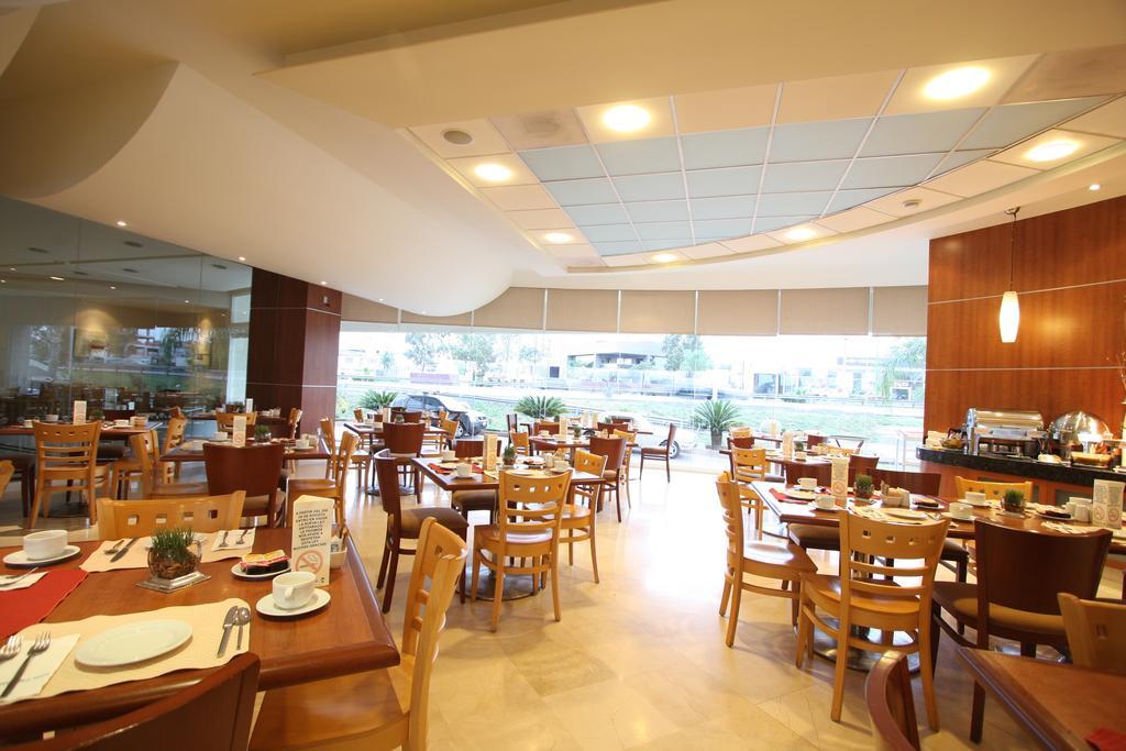 Hotel Mercury Inn Queretaro Luaran gambar