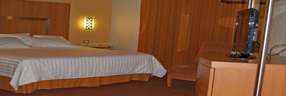 Hotel Mercury Inn Queretaro Luaran gambar
